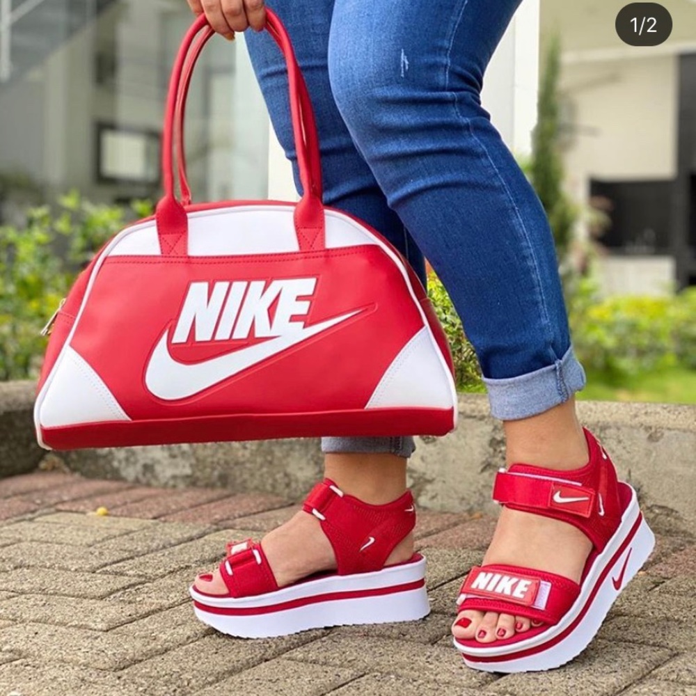 Shoe sets - Picture 3 of 11
